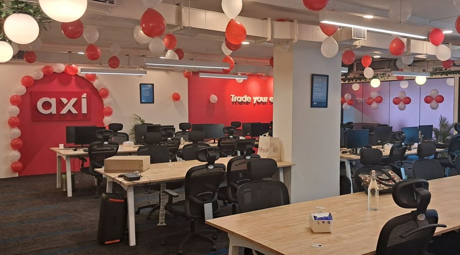 英国首相斯塔默：欧洲关于乌克兰的计划强调持续的军事援助与尊重乌克兰的主权